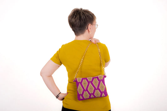 Bolso de crochet Sabina - Morado con cadena