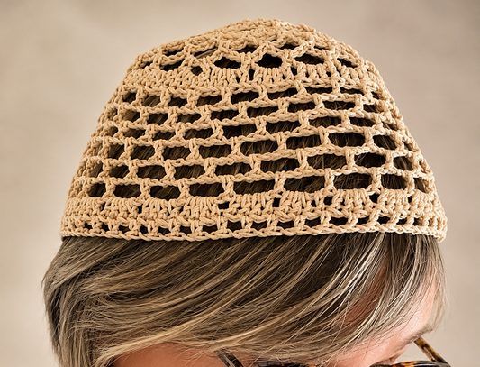 Gorro de rejilla a crochet tejido a mano en algodón