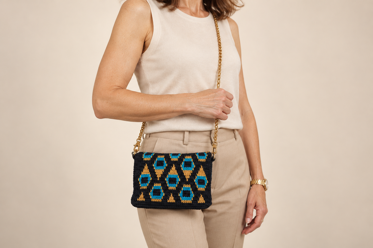 Bolso de crochet Pavo Real - Negro con cadena